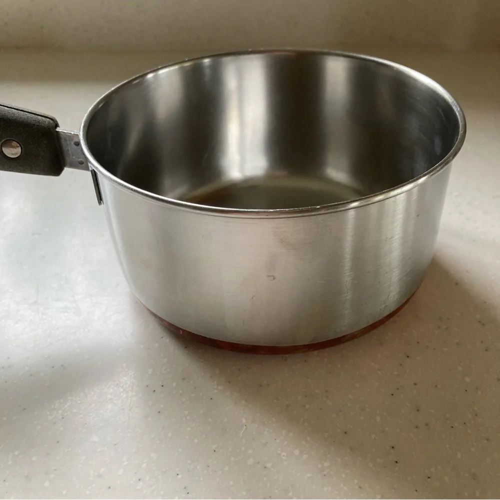 Stainless Steel Copper Bottom Saucepan with Black Handle 1 Quart
